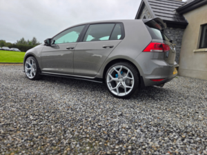 2013 Volkswagen Golf 1.6 Tdi Bluemotion Tech S Hatchback 5dr Diesel Manual Euro 5 (s/s) (105 Ps) in Grey — image 2