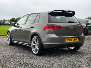2013 Volkswagen Golf 1.6 Tdi Bluemotion Tech S Hatchback 5dr Diesel Manual Euro 5 (s/s) (105 Ps) in Grey — image 3