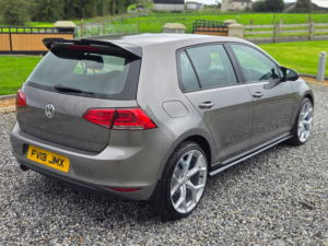 2013 Volkswagen Golf 1.6 Tdi Bluemotion Tech S Hatchback 5dr Diesel Manual Euro 5 (s/s) (105 Ps) in Grey — image 4