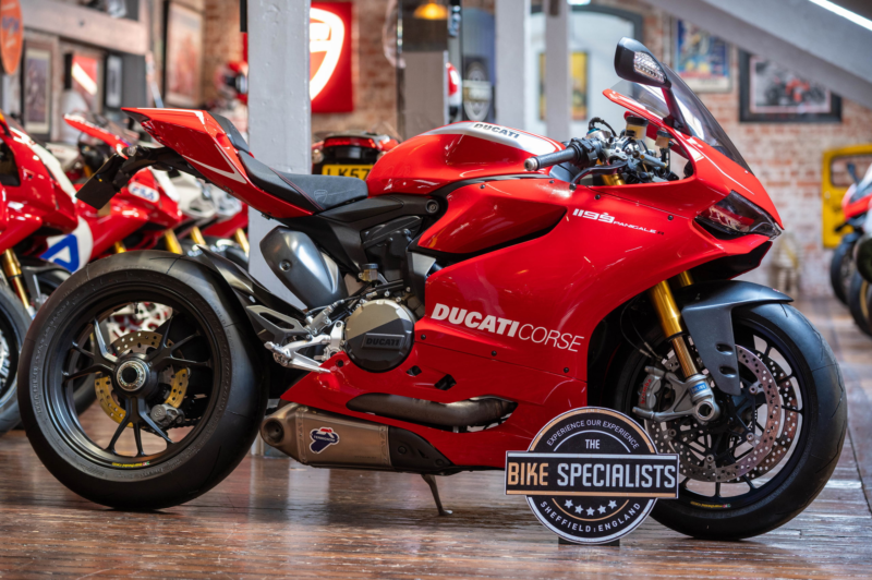 2014 Ducati 1199 Panigale *r Model - Termignoni Exhaust* in Red — image 1