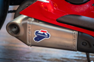 2014 Ducati 1199 Panigale *r Model - Termignoni Exhaust* in Red — image 6