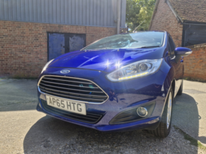 2015 Ford Fiesta 1.0 T Ecoboost Zetec in Blue — image 4