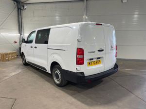 2023 Peugeot Expert 2.0 Bluehdi 1200 Professional Premium + Long Crew Van Double Cab 6dr Diesel Manual Lwb 145 Ps in White — image 4