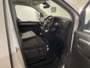 2023 Peugeot Expert 2.0 Bluehdi 1200 Professional Premium + Long Crew Van Double Cab 6dr Diesel Manual Lwb 145 Ps in White — image 6