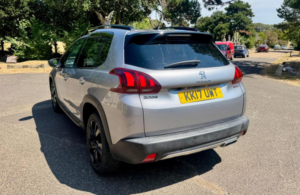 2017 Peugeot 2008 1.6 Bluehdi Gt Line Euro 6 (s/s) 5dr in Grey — image 5