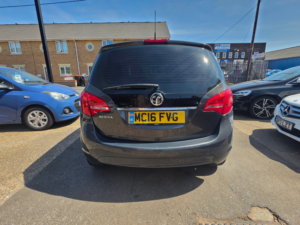 2016 Vauxhall Meriva 1.4i Tech Line MPV 5dr Petrol Manual Euro 6 (100 Ps) in Grey — image 4