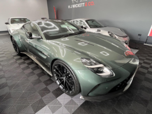 2025 Aston Martin Vantage 4.0 V8 Auto Euro 6 2dr in Green — image 5