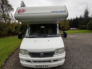 2005 Eura Mobil Integra 4 Berth in White — image 2