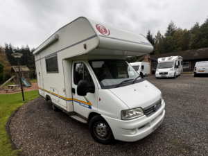 2005 Eura Mobil Integra 4 Berth in White — image 5