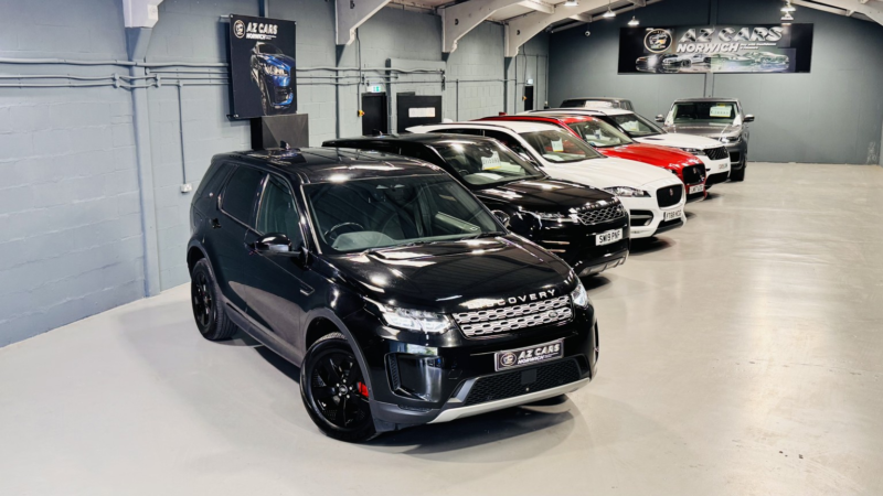 2021 Land Rover Discovery Sport 2.0 D165 Mhev in Black — image 1