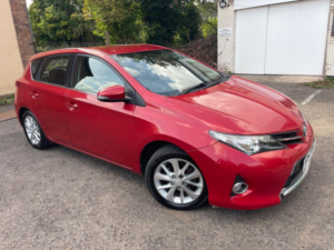 2014 Toyota Auris