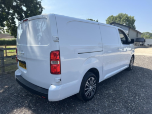 2023 Vauxhall Vivaro 1.5 Vivaro Pro 1.5td 100 M6 S/s L2h1 2900 Panel Van in White — image 4