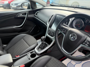 2012 Vauxhall Astra Gtc 1.4t Sri Euro 5 (s/s) 3dr 20in Alloy in Grey — image 6