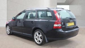 2006 Volvo V50 2.0d Se 5dr in Black — image 5