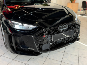 2026 Audi Rs5 2.9 Tfsi V6 25.9kwh Carbon Black in Black — image 4