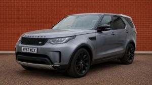 2018 Land Rover Discovery 2.0 Sd4 Hse Auto 4WD Euro 6 (s/s) 5dr in Grey — image 3