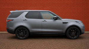 2018 Land Rover Discovery 2.0 Sd4 Hse Auto 4WD Euro 6 (s/s) 5dr in Grey — image 6
