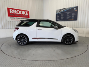 2014 Citroen Ds3 1.6 E-Hdi Airdream Dsport Plus Euro 5 (s/s) 3dr in White — image 3