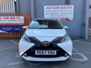 2017 Toyota Aygo 1.0 Vvt-I X-Claim Funroof Euro 6 5dr in White — image 2