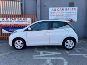 2017 Toyota Aygo 1.0 Vvt-I X-Claim Funroof Euro 6 5dr in White — image 4