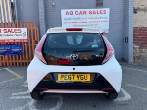 2017 Toyota Aygo 1.0 Vvt-I X-Claim Funroof Euro 6 5dr in White — image 6