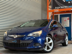 2014 Vauxhall Astra Gtc 1.4t Sri Euro 5 (s/s) 3dr in Blue — image 3