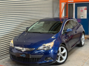 2014 Vauxhall Astra Gtc 1.4t Sri Euro 5 (s/s) 3dr in Blue — image 4