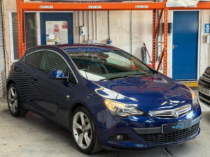 2014 Vauxhall Astra Gtc 1.4t Sri Euro 5 (s/s) 3dr in Blue — image 6