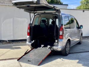 2018 Peugeot Partner 1.6 Hdi 100 Rs Horizon – Allied Mobility Conversion Wheelchair Adapted Wav (18) in Grey — image 3