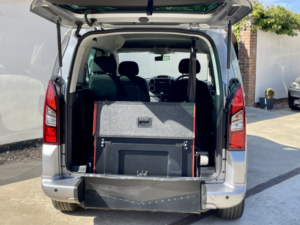 2018 Peugeot Partner 1.6 Hdi 100 Rs Horizon – Allied Mobility Conversion Wheelchair Adapted Wav (18) in Grey — image 5