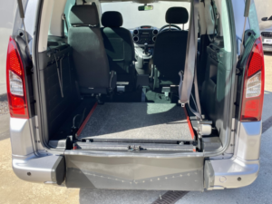 2018 Peugeot Partner 1.6 Hdi 100 Rs Horizon – Allied Mobility Conversion Wheelchair Adapted Wav (18) in Grey — image 6