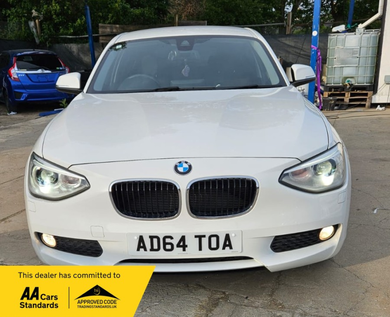 2015 BMW 1 Series 116i -1.6l Petrol-Automatic-Ulez/caz Pass-Free 18months Gold Warranty & 12 Months Aa Breakdown Cover in White — image 1