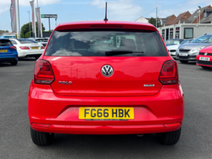 2016 Volkswagen Polo 1.0 Bluemotion Tech Match Hatchback 3dr Petrol Manual Euro 6 (s/s) (60 Ps) in Red — image 5