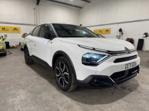 2021 Citroen E-C4 50kwh Shine Plus in White — image 3