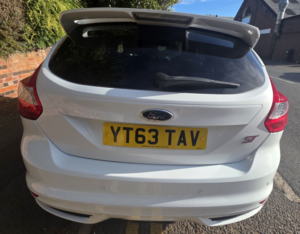 2013 Ford Focus 2.0 T Ecoboost St-2 in White — image 6