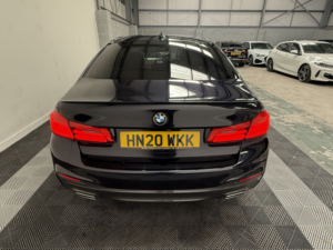 2020 BMW 5 Series 2.0 520d M Sport Saloon in Black — image 5