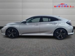 2017 Honda Civic 1.0 Vtec Turbo Sr in Silver — image 5