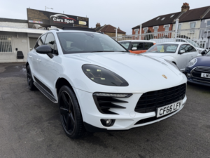 2016 Porsche Macan 2.0 T in White — image 2