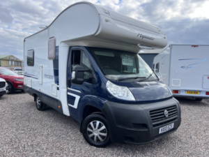2010 Fiat Ducato 2.2 Ducato 33 Mwb Chassis Cab 2.2l in Blue — image 3