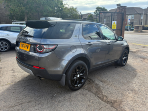 2017 Land Rover Discovery Sport 2.0 Td4 Hse SUV 5dr Diesel Manual 4WD Euro 6 (s/s) (5 Seat) (150 Ps) in Grey — image 3