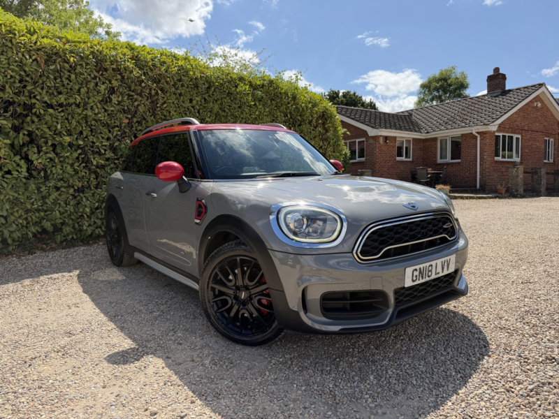 2018 MINI Countryman 2.0 John Cooper Works All4 in Grey — image 1