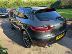 2016 Porsche Macan 3.0 Td V6 S in Grey — image 3