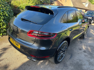 2016 Porsche Macan 3.0 Td V6 S in Grey — image 6