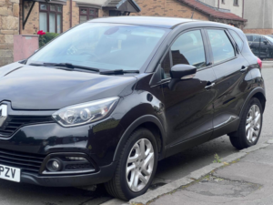 2015 Renault Captur 0.9 Tce Energy Dynamique Nav Euro 6 (s/s) 5dr in Black — image 2