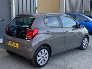 2015 Citroen C1 1.0 Vti Feel in Grey — image 4