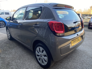 2015 Citroen C1 1.0 Vti Feel in Grey — image 6