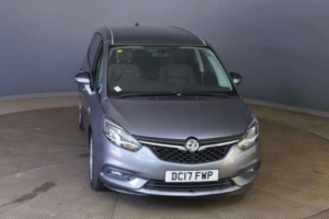 2017 Vauxhall Zafira Tourer 1.4i Turbo Sri Nav Euro 6 5dr in Grey — image 2