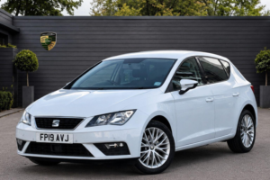 2019 SEAT Leon 1.5 Tsi Evo Se Dynamic Euro 6 (s/s) 5dr in White — image 3