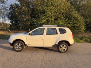2016 Dacia Duster 1.5 Laureate Dci 110 4x2 in White — image 2