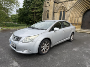 2009 Toyota Avensis 2.0 D-4d Tr in Silver — image 4